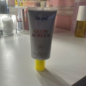 Supergoop tinted sunscreen(sunset)